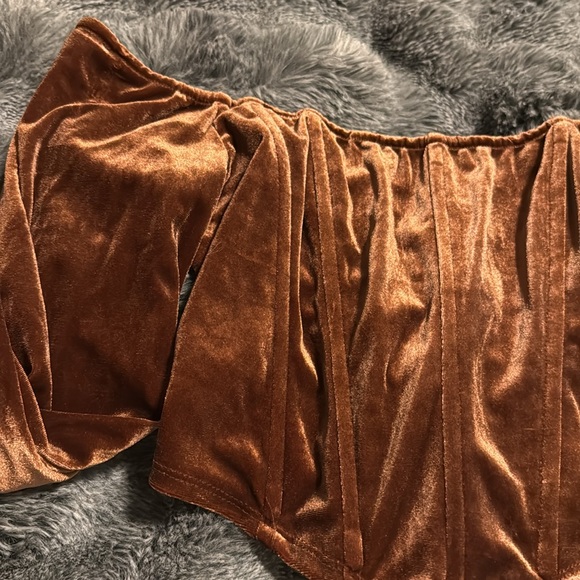 Velvet Bardot corset crop top - Picture 4 of 4